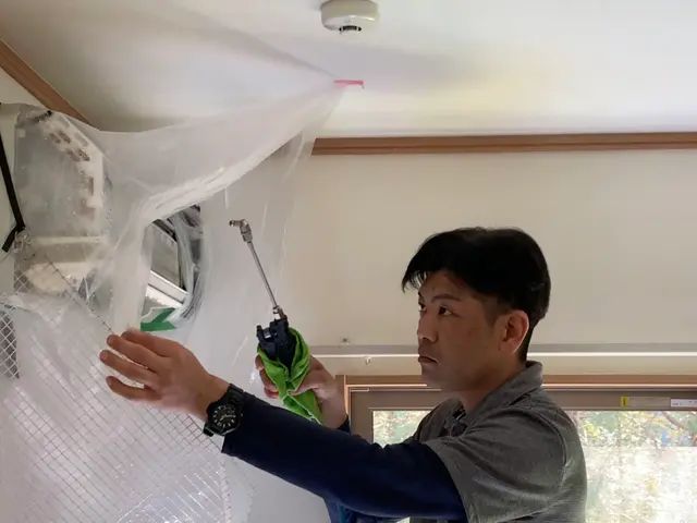 【3回洗浄でカビを根こそぎ除去】安心のビフォーアフター提示します『交通費0円』サービスの画像