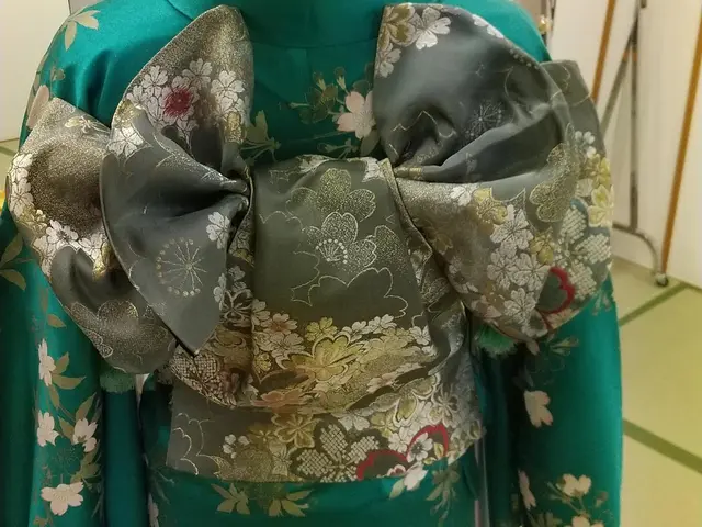 心地よい＆美しい着付け◉七五三のお着付け承り中です！平日午前、あいております！