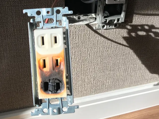 コンセント増設　スイッチ交換　葛飾区の電気工事店です　地域密着型店舗サービスの画像