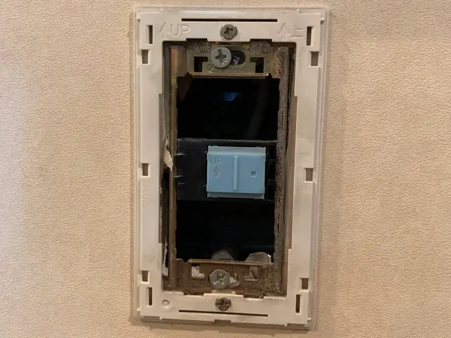 コンセント増設　スイッチ交換　葛飾区の電気工事店です　地域密着型店舗サービスの画像