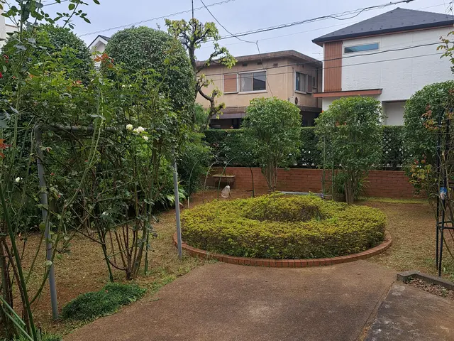 お写真でお見積り可能　庭木一本から承りますサービスの画像