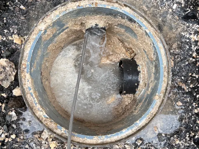 5年間で300件以上の詰まり解消実績！安心出来る作業開始前に必ずお値段確認！サービスの画像