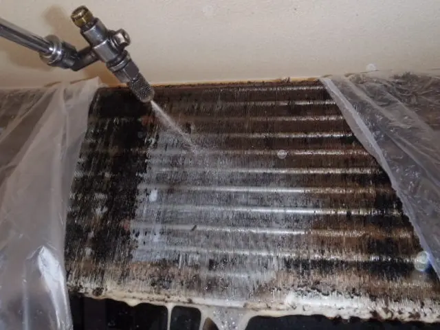 作業外注一切なし★損害保険加入済みだから安心です！サービスの画像