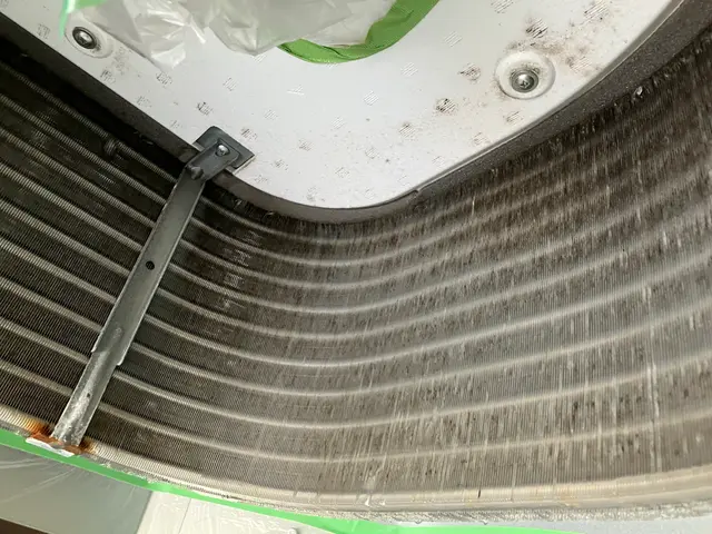 天井埋め込み【店舗や事務所も対応可能】業界大手出身の店長が作業　♢年間1500件サービスの画像