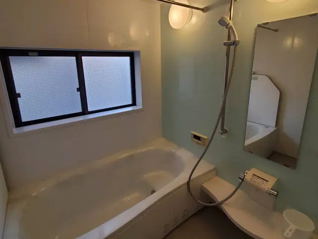 ★浴室クリーニング★風呂釜（追い焚き配管）とのセット割ございます！サービスの画像