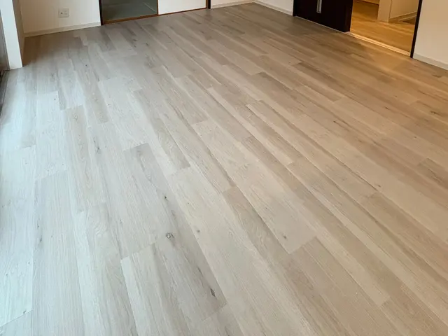 フローリング張替え｜部分補修OK・丁寧施工サービスの画像