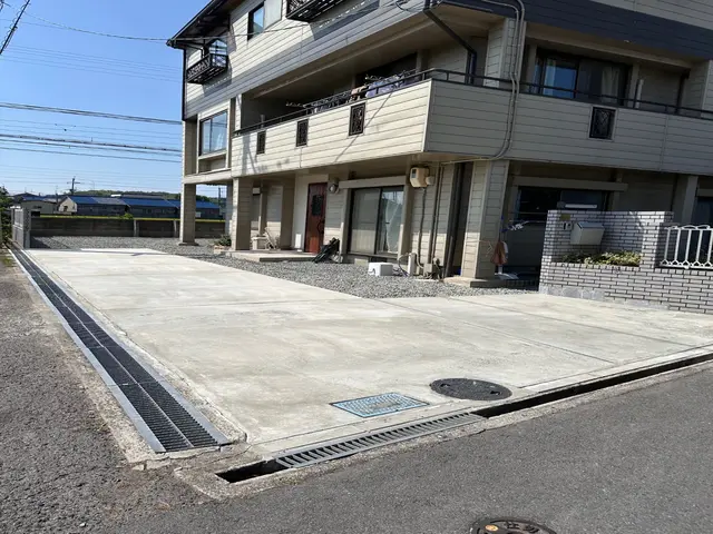 駐車場の土間コンクリート　全ておまかせ！業界歴30年！！経験豊富な職人が伺いますサービスの画像