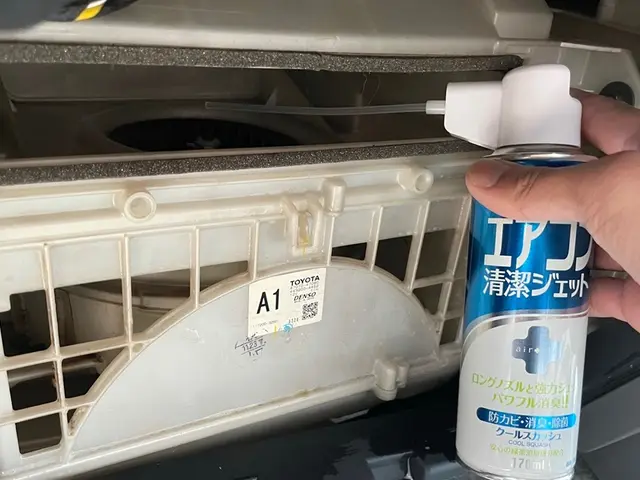 エバポ・ブロワ洗浄（エアコン清掃）及びエアコンフィルター交換は別途¥3000~サービスの画像