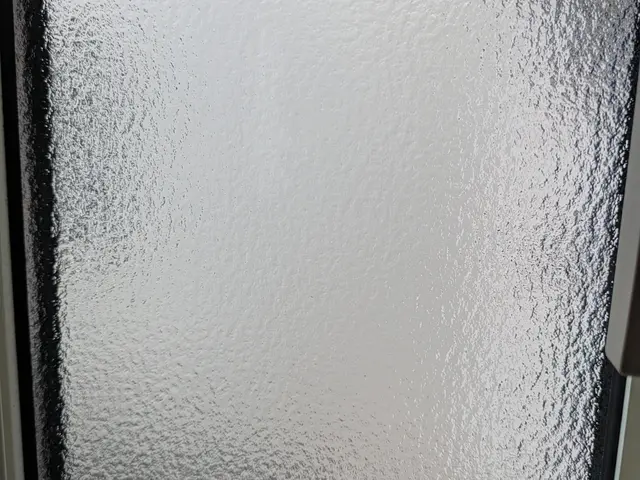 防犯◎防災◎遮光◎省エネに、用途に応じて安心施工で行います。サービスの画像