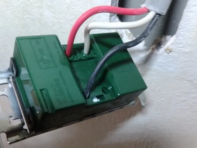 1級電気工事施工管理技士が営業時間外も対応！自社完結の安心施工サービスの画像