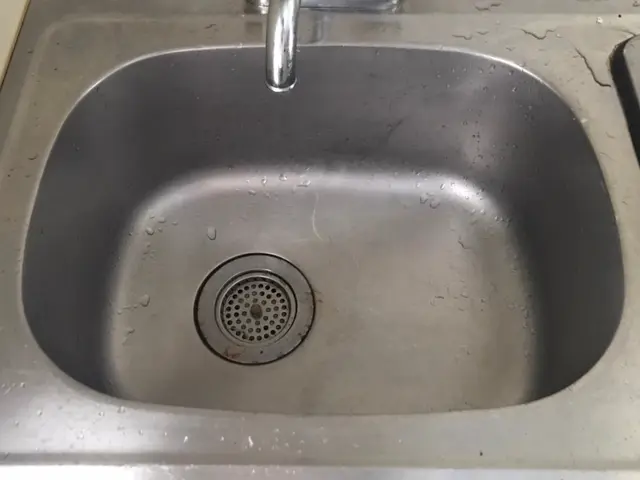 レンジフードとキッチンの油汚れのお掃除をまとめたお得なセットになります。サービスの画像