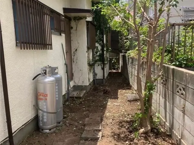 本日25日午後空いてます。年末セール中。他作業可能日は27日28日29日30日サービスの画像