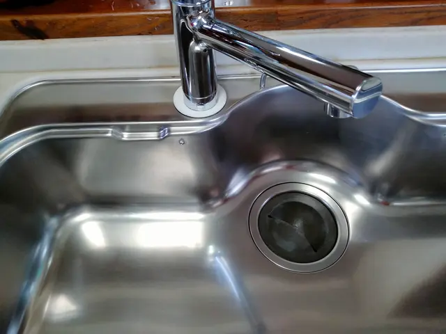 損害保険加入済で安心！作業外注なし、すべて自社で対応します。サービスの画像