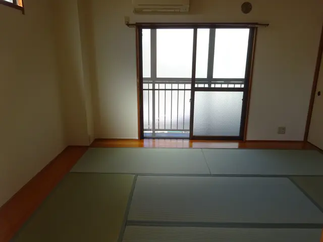 【業歴30年の経験と実績】丁寧きれいに仕上げます！　襖・障子などもOk！サービスの画像