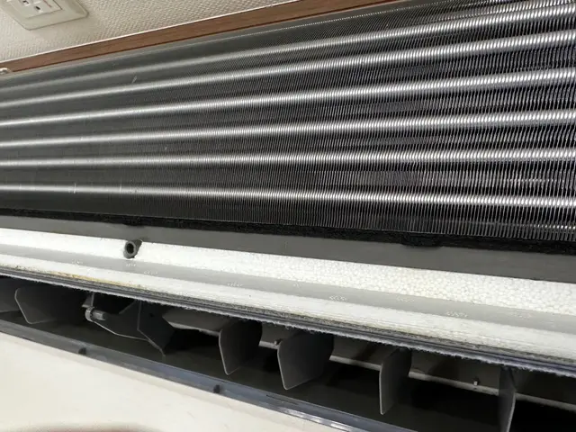 高圧洗浄で内部までスッキリ！女性スタッフがお伺いします。いつでもご連絡ください。サービスの画像