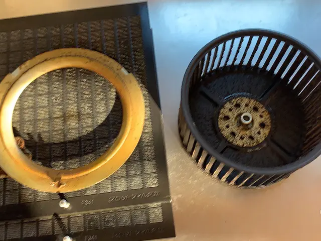 その汚れ、諦める前に一度ご相談ください。掃除の悩みに真摯に向き合います。サービスの画像