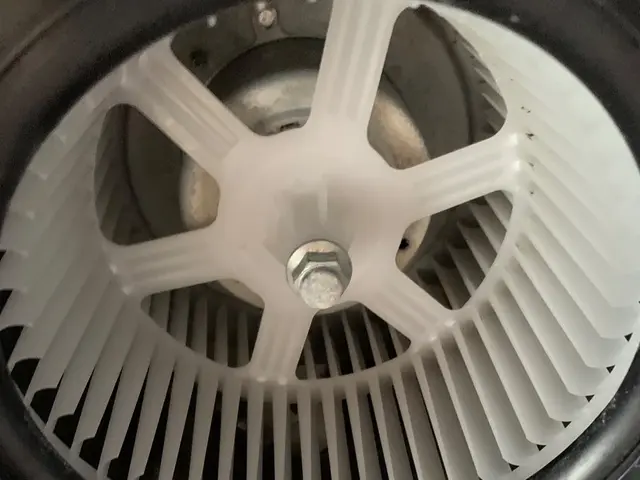 その汚れ、諦める前に一度ご相談ください。掃除の悩みに真摯に向き合います。サービスの画像