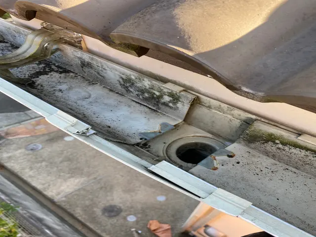 私たち2代目3代目が技術と丁寧な対応で、お客様の大切な住まいを守りますサービスの画像