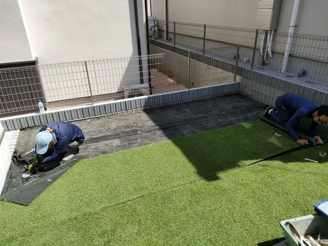 【口コミ賞受賞】裸足で芝の上を歩きませんか？！春と秋の施工がオススメです！！サービスの画像