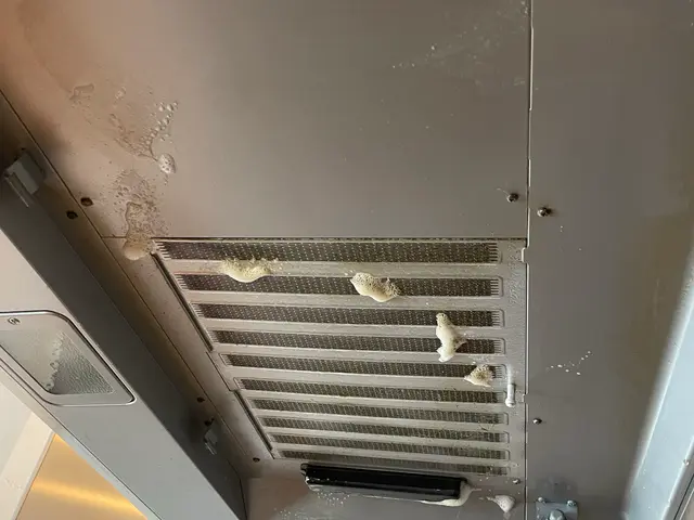 プロの技術でご満足いただけるように心を込めて作業いたしますサービスの画像