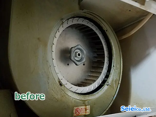 【レンジフードの清掃】☆信頼できるプロのお掃除☆油汚れスッキリ！女性スタッフ同可サービスの画像