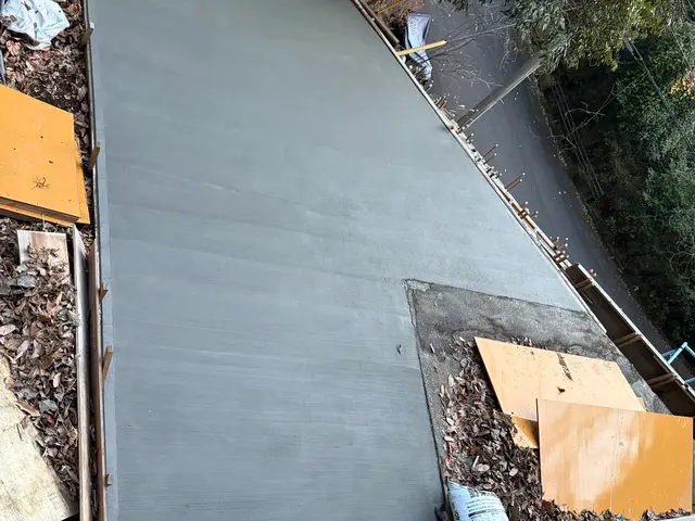 営業時間外・地域外も相談対応可！若手スタッフが迅速な土間コンクリート施工をお届けサービスの画像