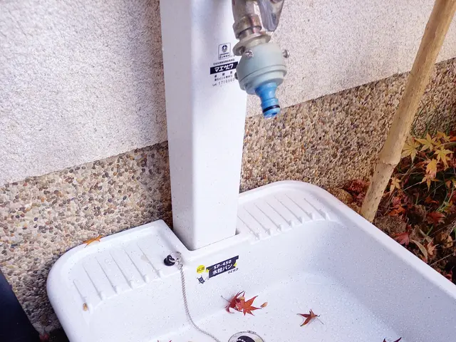 散水栓から水栓柱へ変更工事サービスの画像