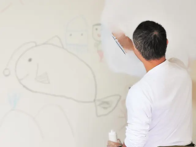 既存の壁紙そのままに、見た目は新品同様☆張替えの約半額で壁紙をキレイに致します。サービスの画像