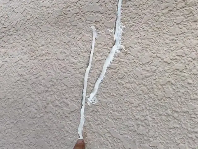 ◆即レス・即対応・無料見積OK◆コンクリートクラック（ひび割れ）補修おまかせ！！サービスの画像