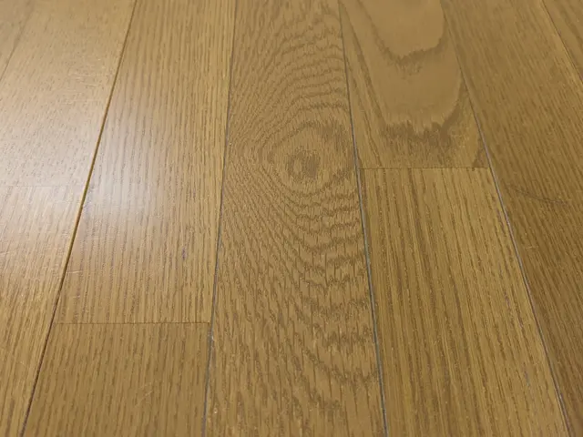 長野市発！フロアの傷を手早く補修！作業外注一切なしサービスの画像