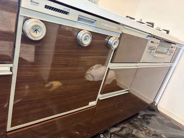 失敗したくない方へ◎丁寧な養生＆写真報告/油汚れ徹底除去/3期実績/損害保険加入サービスの画像