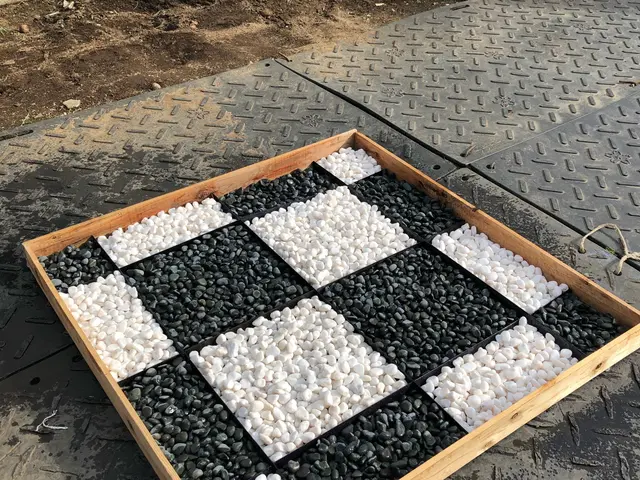 【砂利敷き】経験・実績豊富です◎丁寧に綺麗な仕上げを目指します！サービスの画像