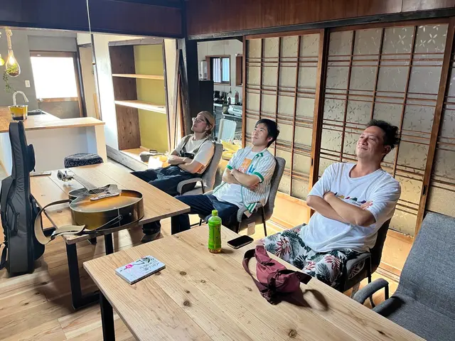 出張弾き語りLive