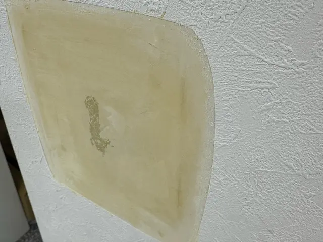 引越し前の壁穴補修など凹み穴補修。サービスの画像