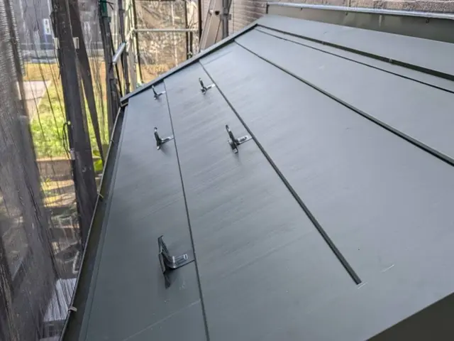 屋根工事　万が一の為の損害保険加入済み！対応地域外も相談ください！サービスの画像