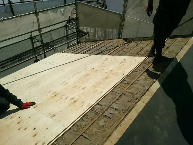 屋根工事　万が一の為の損害保険加入済み！対応地域外も相談ください！サービスの画像