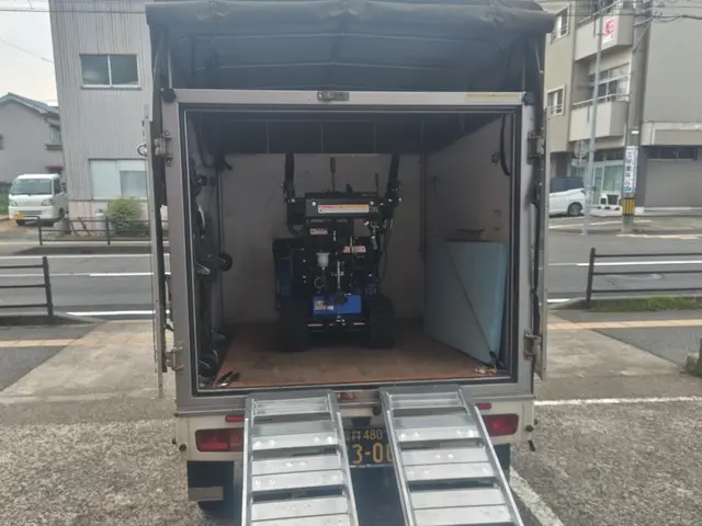 作業外注一切なしの自社スタッフによる安心対応！迅速丁寧に作業いたします！サービスの画像