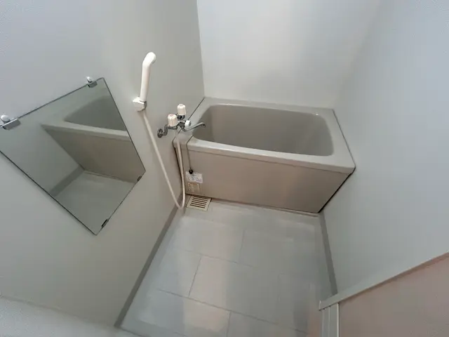 個人、法人、ゴミ屋敷、特殊清掃、片付けとセットの清掃までお気軽にご相談ください。サービスの画像