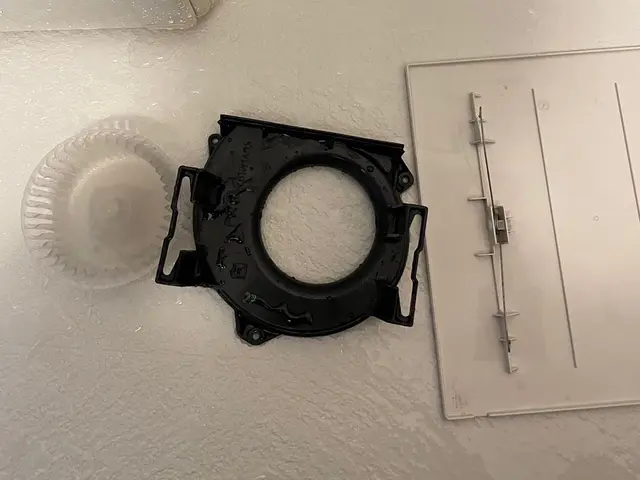 【作業外注一切なし】女性スタッフ指名無料！駐車場代は当店負担！損害保険加入済み！サービスの画像