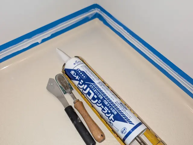水回りのコーキング打ち替えします!サービスの画像