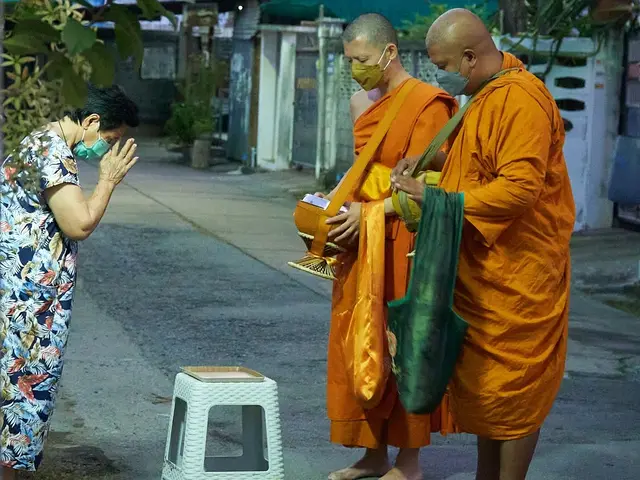 【寄り添う医師＆僧侶】どの宗派の方にもご安心いただけるよう、法要いたします。サービスの画像