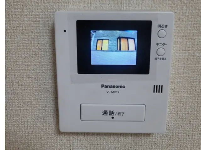 お困り事をスピード解決♪　インターホン交換！サービスの画像