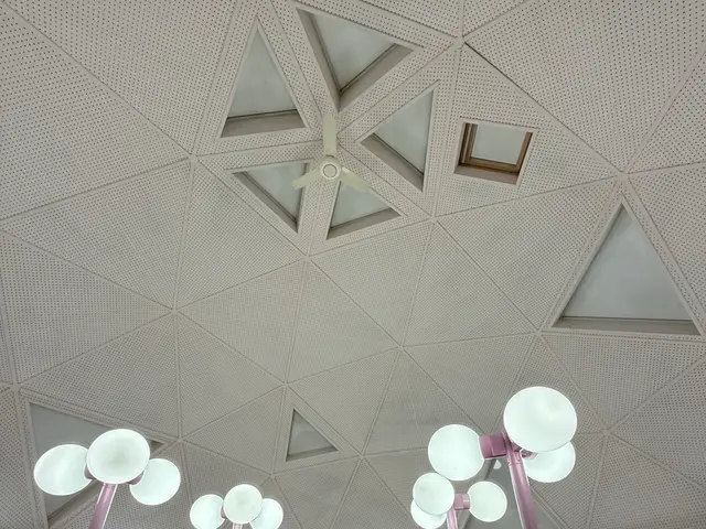 対応地域外も相談OK！防犯・目隠し・UVカットなど窓フィルムはお任せ下さい！サービスの画像