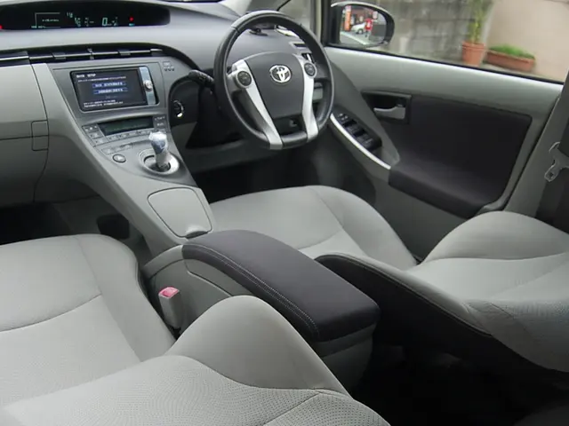 トラック！外車施工可能！車業界30年以上！安心の出張施工で愛車を輝かせますサービスの画像