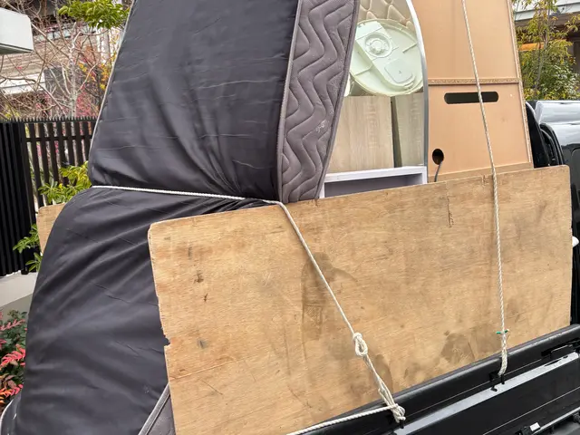 【即日OK・追加請求なし】分別不要｜そのままで不用品回収します　エアコン無料回収サービスの画像