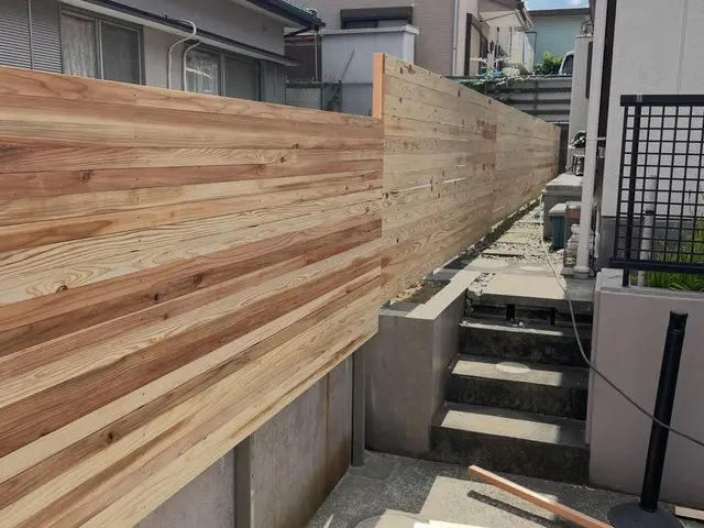 フェンスの取り付けサービスの画像