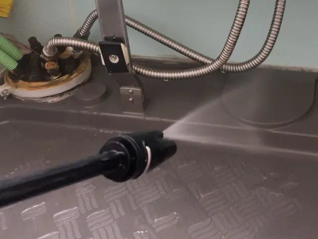 【浴室全体とエプロン内部洗浄】◇除菌・消臭◇鏡ウロコ取り◇カビ・水アカ徹底洗浄♪サービスの画像