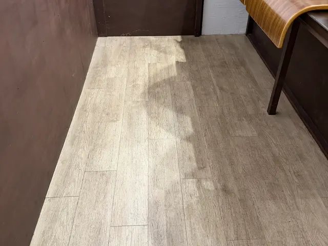 専用ポリッシャー有！　店舗もオフィスも対応します！　※宮城県限定サービスの画像