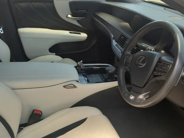 見えない汚れまで徹底洗浄！安心！丁寧！　家族が喜ぶ車内空間サービスの画像