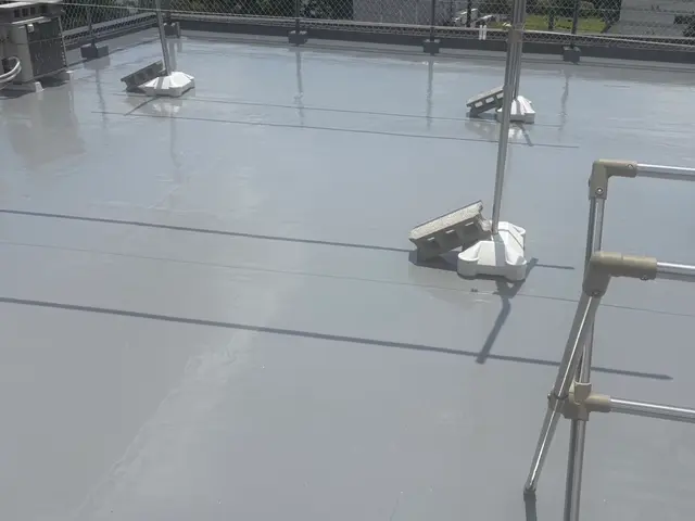 ベランダや屋上の防水工事！まずはお問い合わせを！現地調査、状態診断無料！サービスの画像